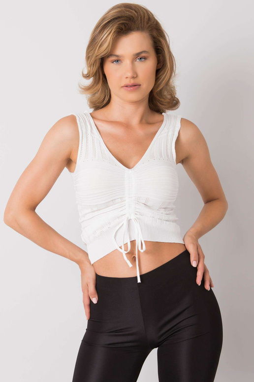 Valge kootud topp Astridi soonikuga Valge kootud topp Astridi soonikuga