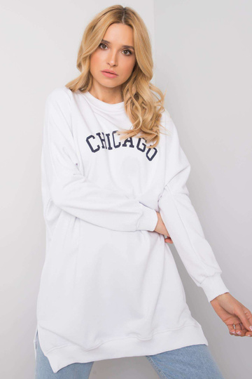 Valge tuunika kirjaga... 2