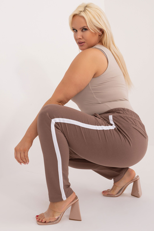 Kairi Plus Size Pruunid dressipüksid