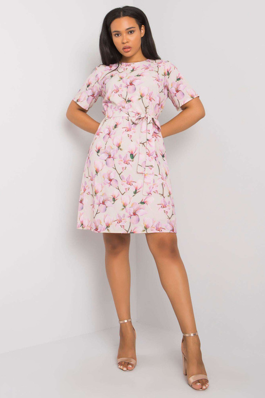 Beeži mustriga suures suuruses kleit...