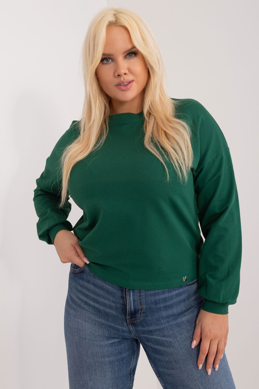 Tumeroheline pluss suuruses...