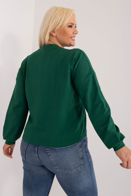 Tumeroheline pluss suuruses...