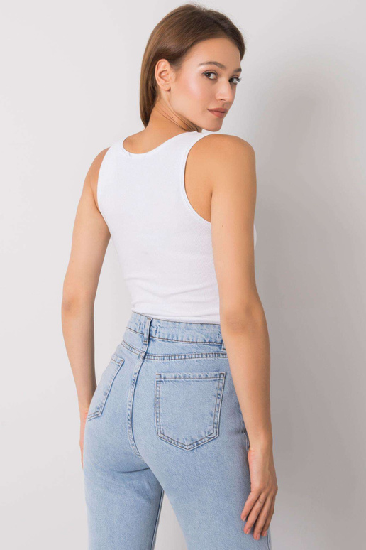 Laylani OCH BELLA Kolmnurkne kaelus...