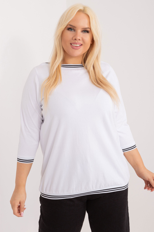 Valge plusssuuruses pluus Pearl Valge plusssuuruses pluus Pearl