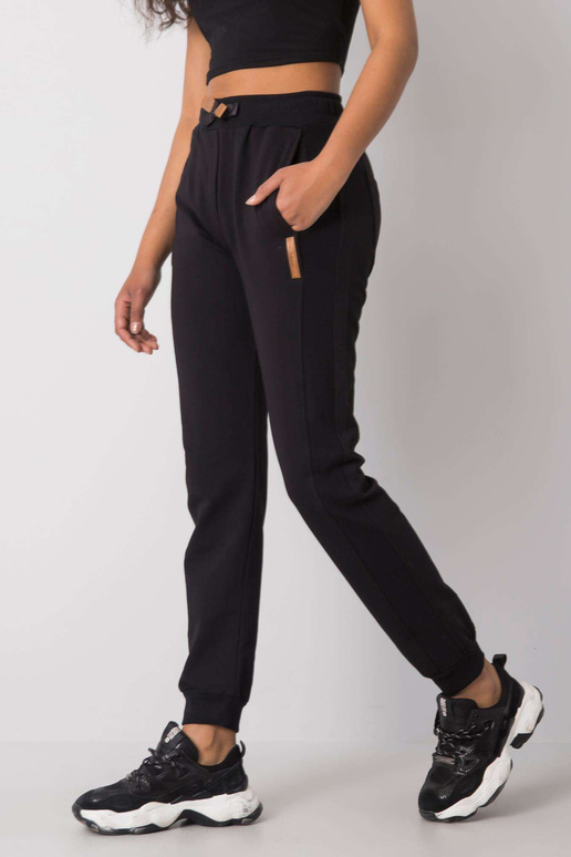 Alivia mustad dressipüksid