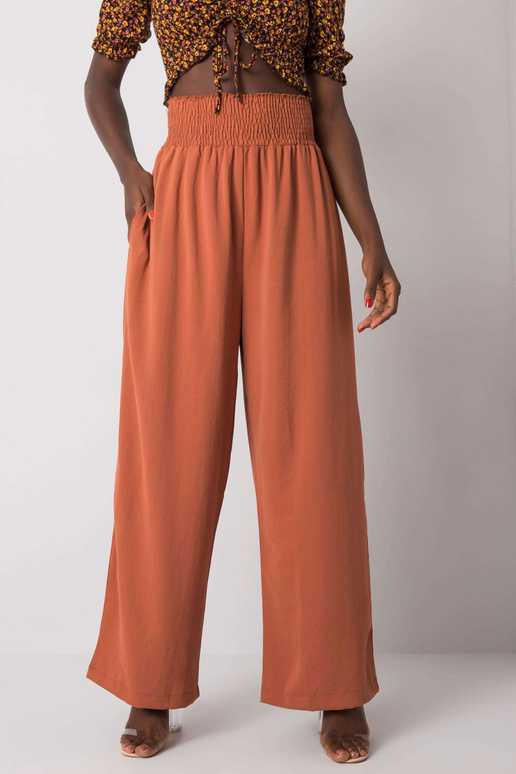 Helepruunid laiad püksid Lareen RUE...