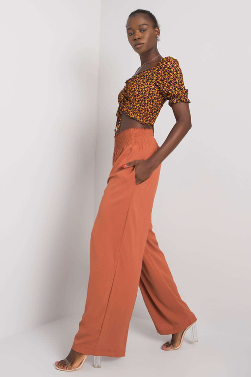 Helepruunid laiad püksid Lareen RUE...