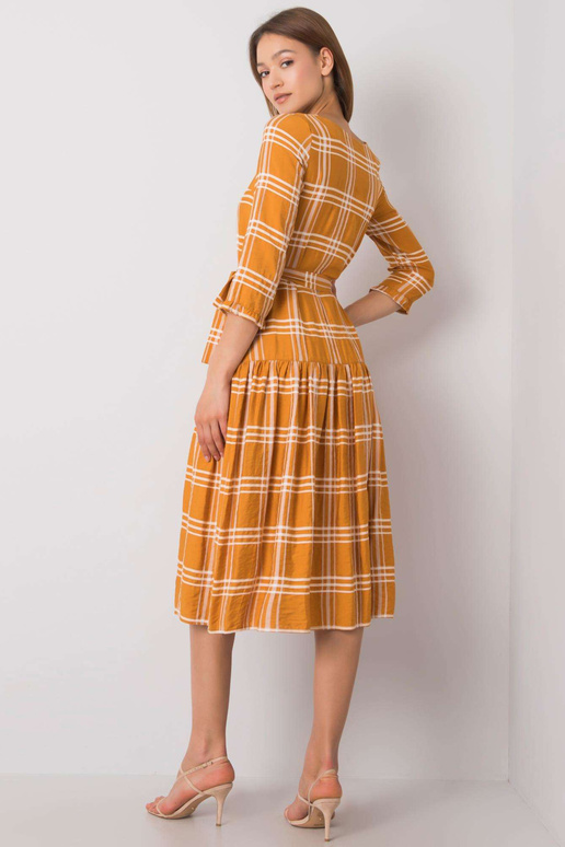 Giana sinepiruuduline kleit