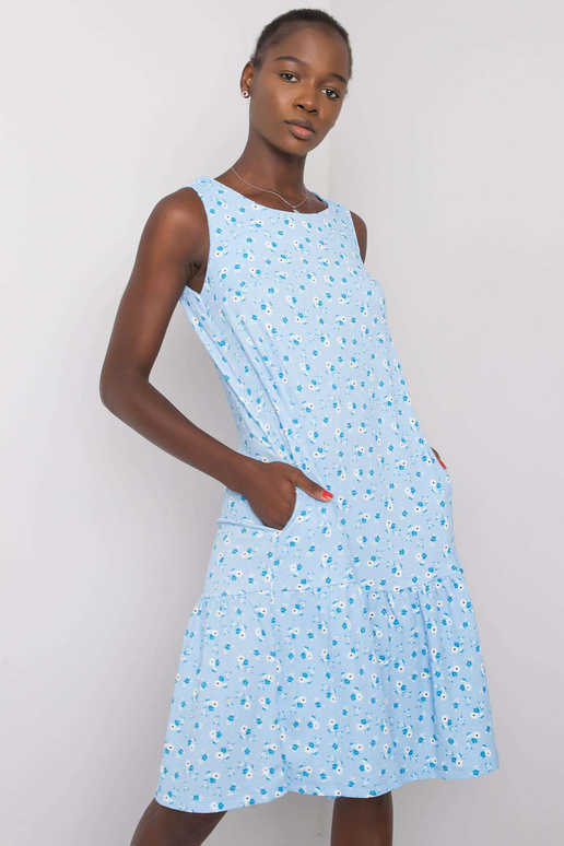 Helesinine lilleline kleit voldiga...