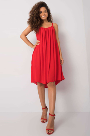 Punane rihmadega kleit... 2