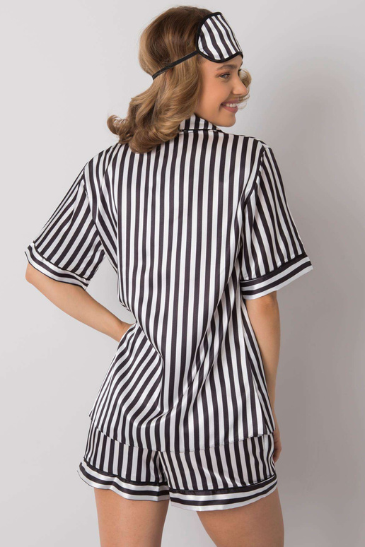 Musta ja valge triibuline...