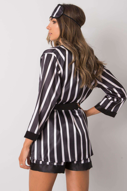 Musta triibuline magamiskomplekt