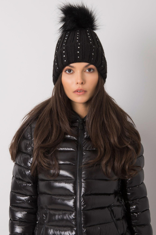 Must aplikatsiooniga talvemüts