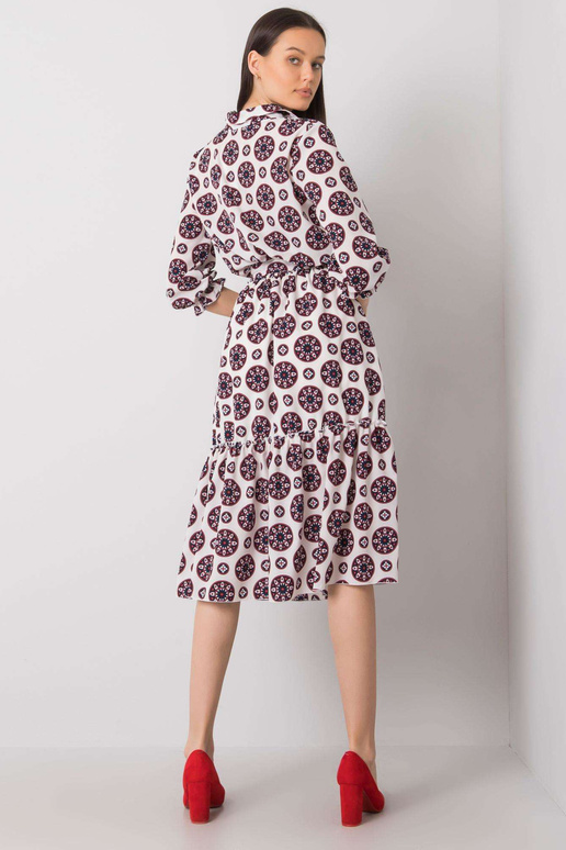 Valge ja punane printidega kleit Avelina