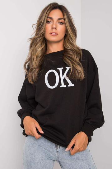 Angeline Must kapuuts