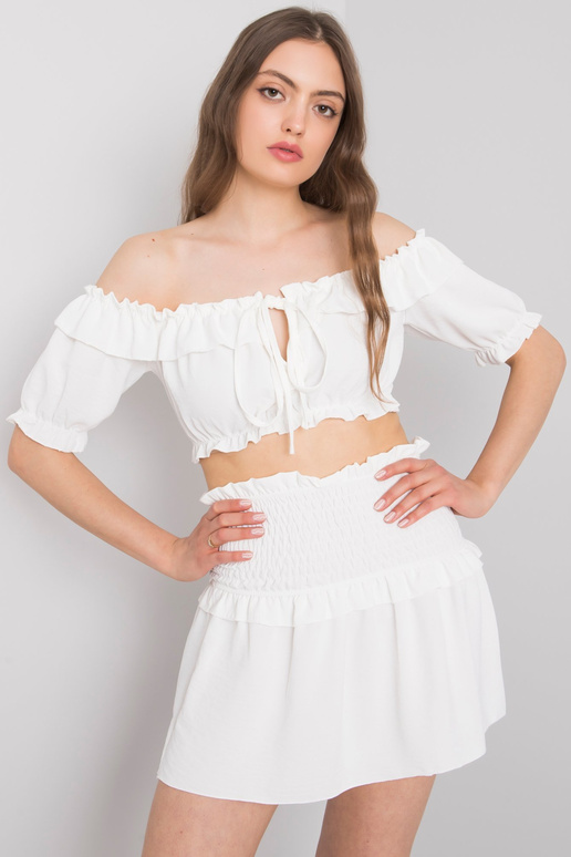 Valge lühike topp sasiga Arnika OCH... Valge lühike topp sasiga Arnika OCH...