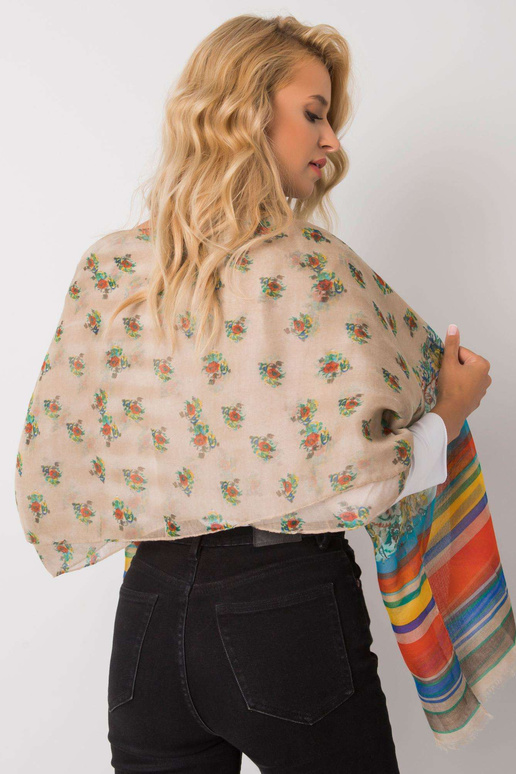 Mustritega beež viskoossall