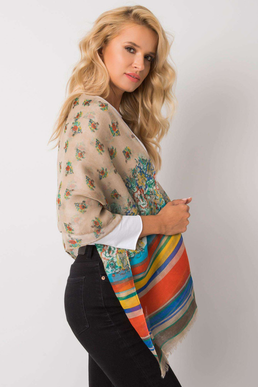 Mustritega beež viskoossall