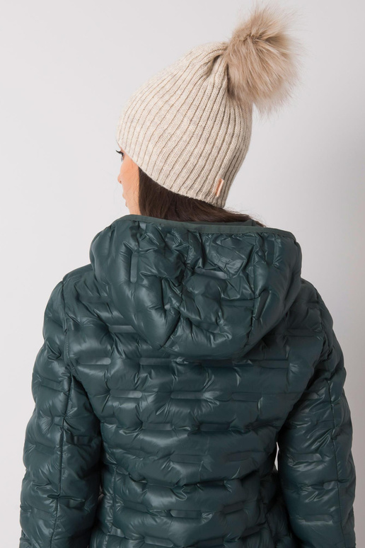 Beež isoleeritud tutiga naiste müts