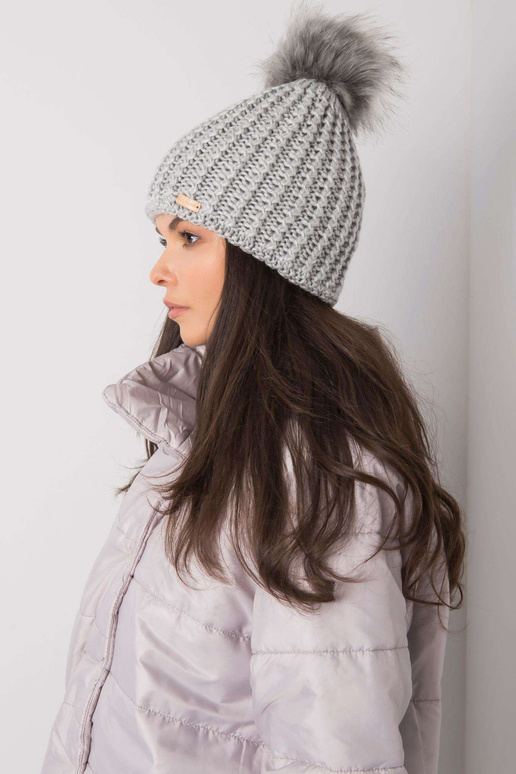 Hall naiste talvemüts