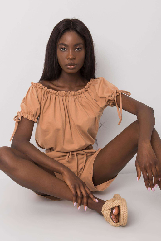 Cameli lühike kombinesoon Sandrine...