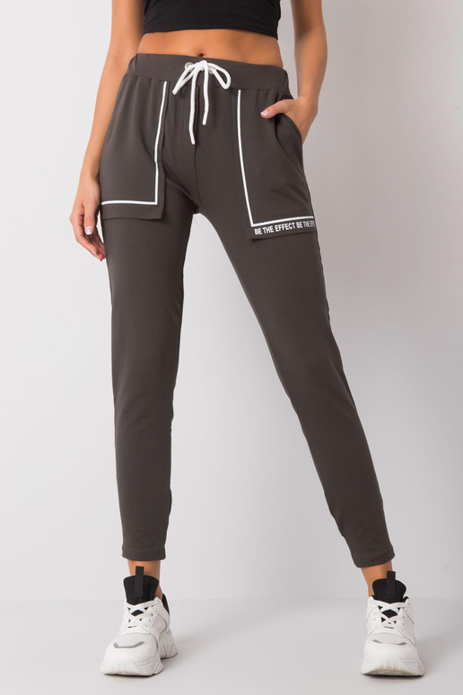 Tumedad khakivärvi Winsley...