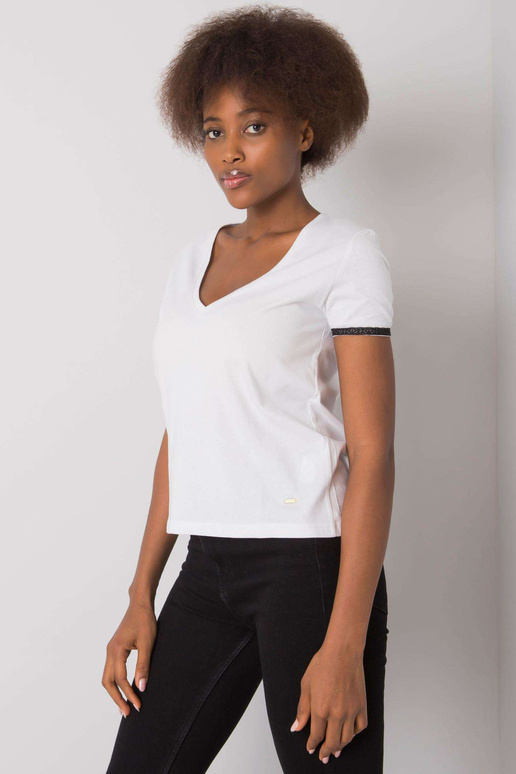 Valge V-kaelusega T-särk Kiarra DO... Valge V-kaelusega T-särk Kiarra DO...