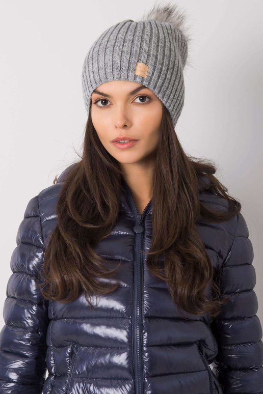 Halli polsterdatud tutiga naiste müts