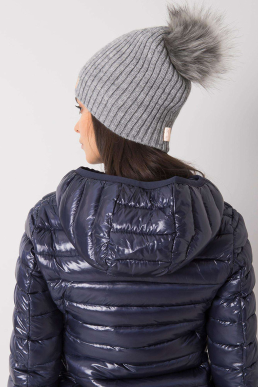 Halli polsterdatud tutiga naiste müts