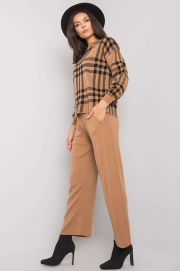 Kaameli kootud komplekt Marthe 2