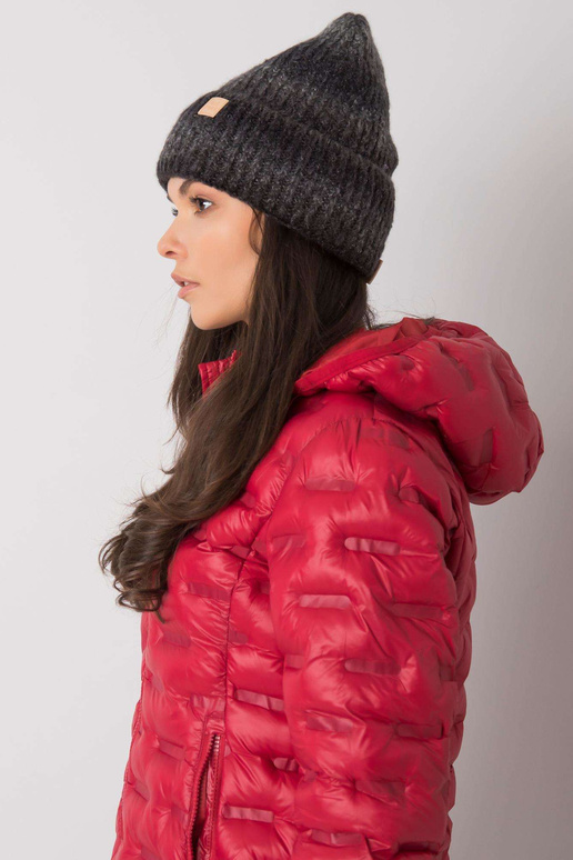 Must ja hall nokamüts ombre