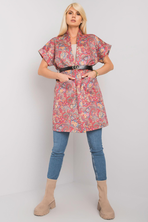 Sonja punane lühikeste varrukatega...