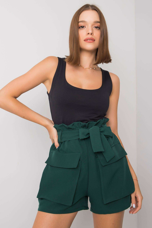 Tumerohelised taskutega lühikesed...