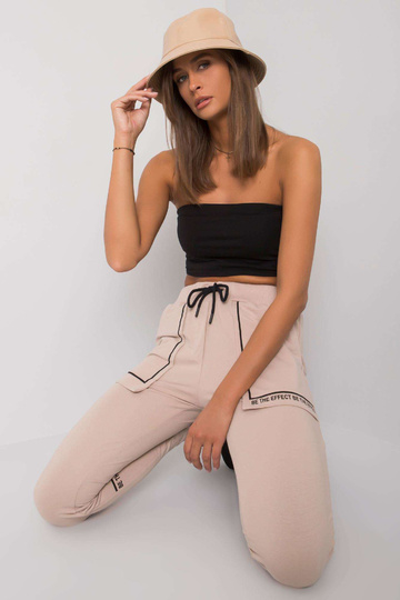 Helebeežid Winsley...