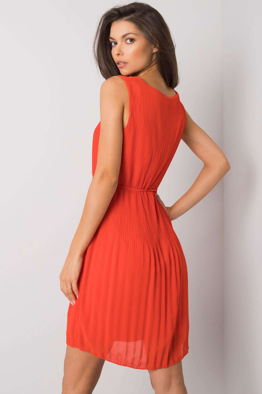 Punane Rayna plisseeritud kleit