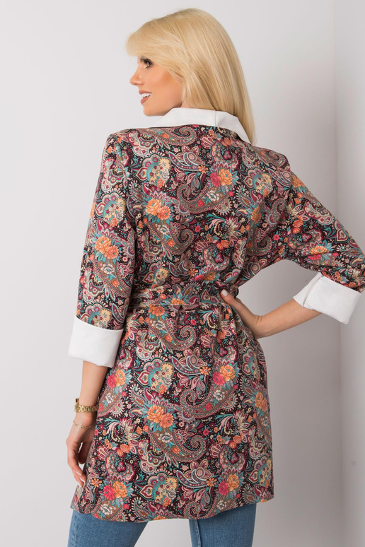 Aggie naiste musta mustriga mantel