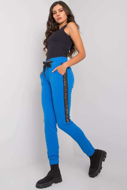 Sinised Giulia aplikatsiooniga...