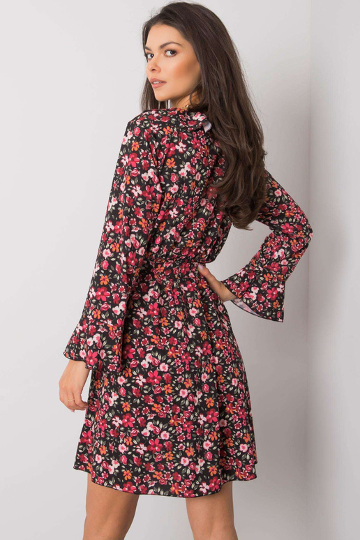 Must ja punane lilledega kleit Gracelynn Must ja punane lilledega kleit Gracelynn
