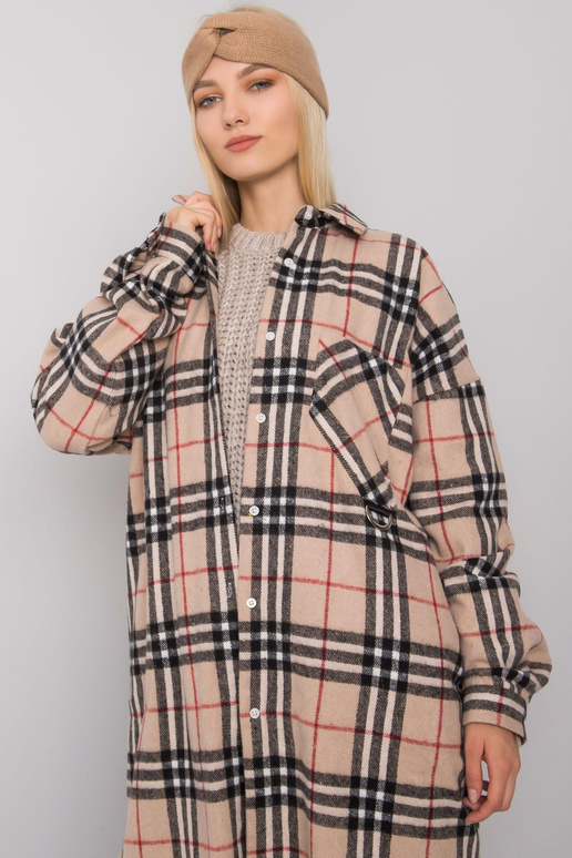 Beež ja musta ruuduline pikk särk... Beež ja musta ruuduline pikk särk...