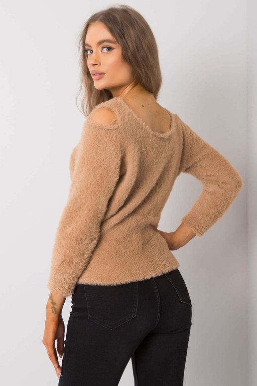 Väljalõigetega kaameli kampsun...