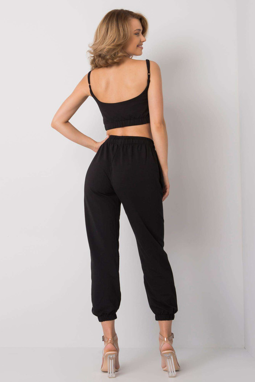 Must Mado kaheosaline komplekt Must Mado kaheosaline komplekt