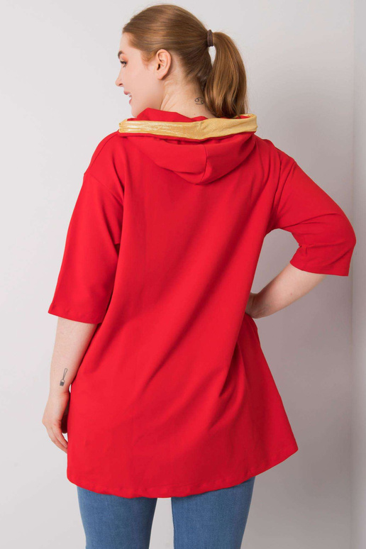 Punane pluss suuruses Lounes...