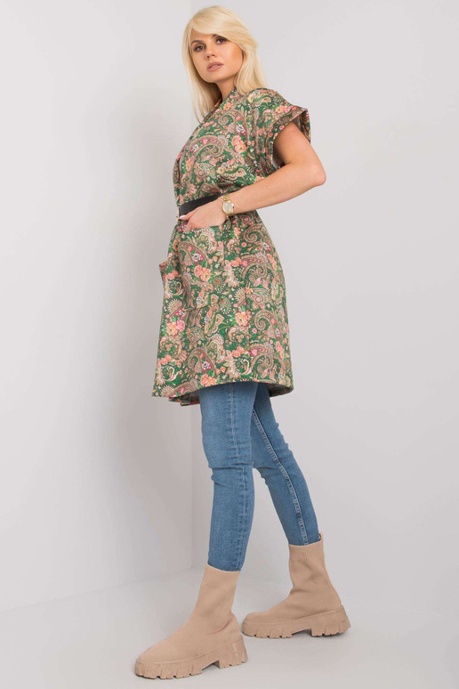 Sonja Roheline lühikeste varrukatega...