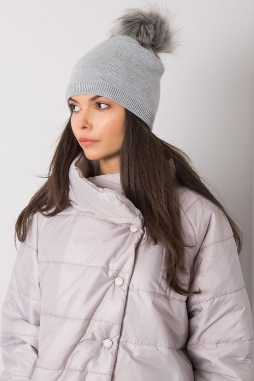 Halli polsterdatud tutiga naiste müts