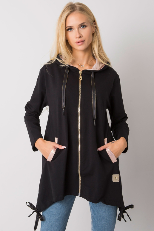 Narissa must lukuga kapuuts