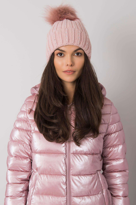 Heleroosa aplikatsiooniga talvemüts