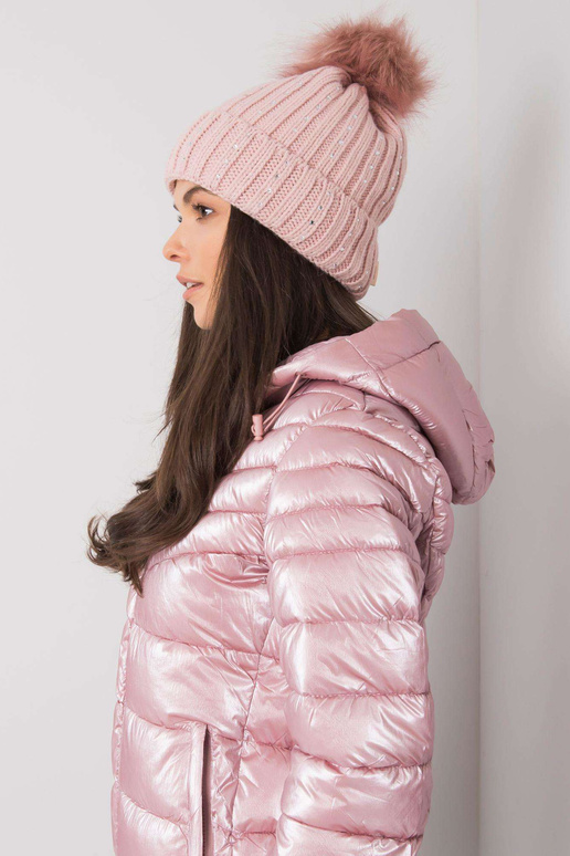 Heleroosa aplikatsiooniga talvemüts