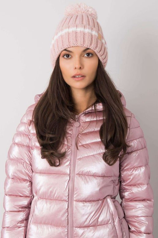 Heleroosa pompooniga müts