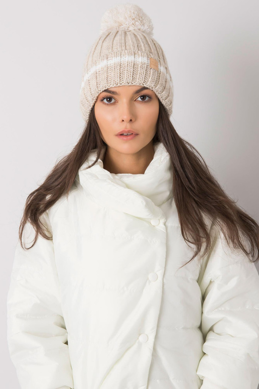 Beež müts pompooniga