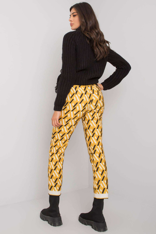 Mustad ja kollased Dorchesteri...